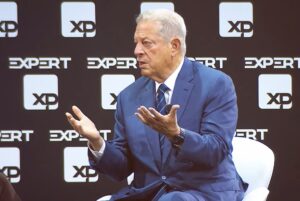 Al Gore Choca ao Chamar Tarifa de Trump ao Brasil de “Insana” na Expert XP!
