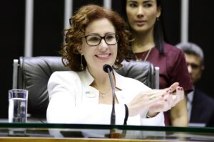 De Poderoso a Preso: O Destino Impactante do Bolsonarismo na Itália!