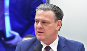 Fávaro enfrenta polêmica: “Plano Safra liberado, desmentindo as ‘fake news’!”