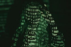 Corretora de Bitcoin é alvo de golpe milionário e enfrenta revolta de clientes!