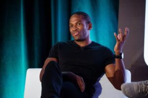Arthur Hayes Revela: Apenas Novatos Temem o Preço do Bitcoin!