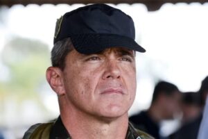 Plano de Assassinato Chocante: Silêncio Inexplicável!