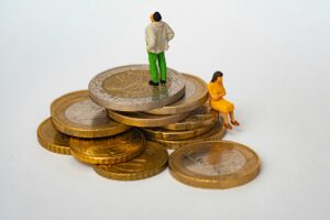 Descubra o Segredo para um Casal Juntar R$ 50 Mil em Um Ano sem Confusões Financeiras!