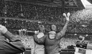 Oasis presta tributo emocionante a Diogo Jota, estrela do Liverpool, em meio a tragédia!