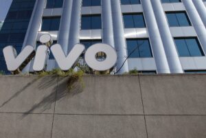 Lucro Surpreendente: Telefônica Brasil Fatura R$ 1,34 Bilhão no 2T, Crescimento de 10%!