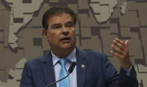 Senadores desembarcam nos EUA para reuniões urgentes sobre tarifas explosivas! Confira a agenda!