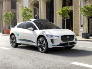 EUA Põem Fim à Investigação de Colisões de Carros Autônomos da Waymo!