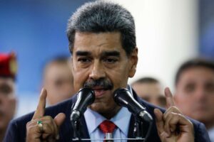 Maduro em Alerta: ‘Ninguém Engrosse a Areia da Nossa Terra!’