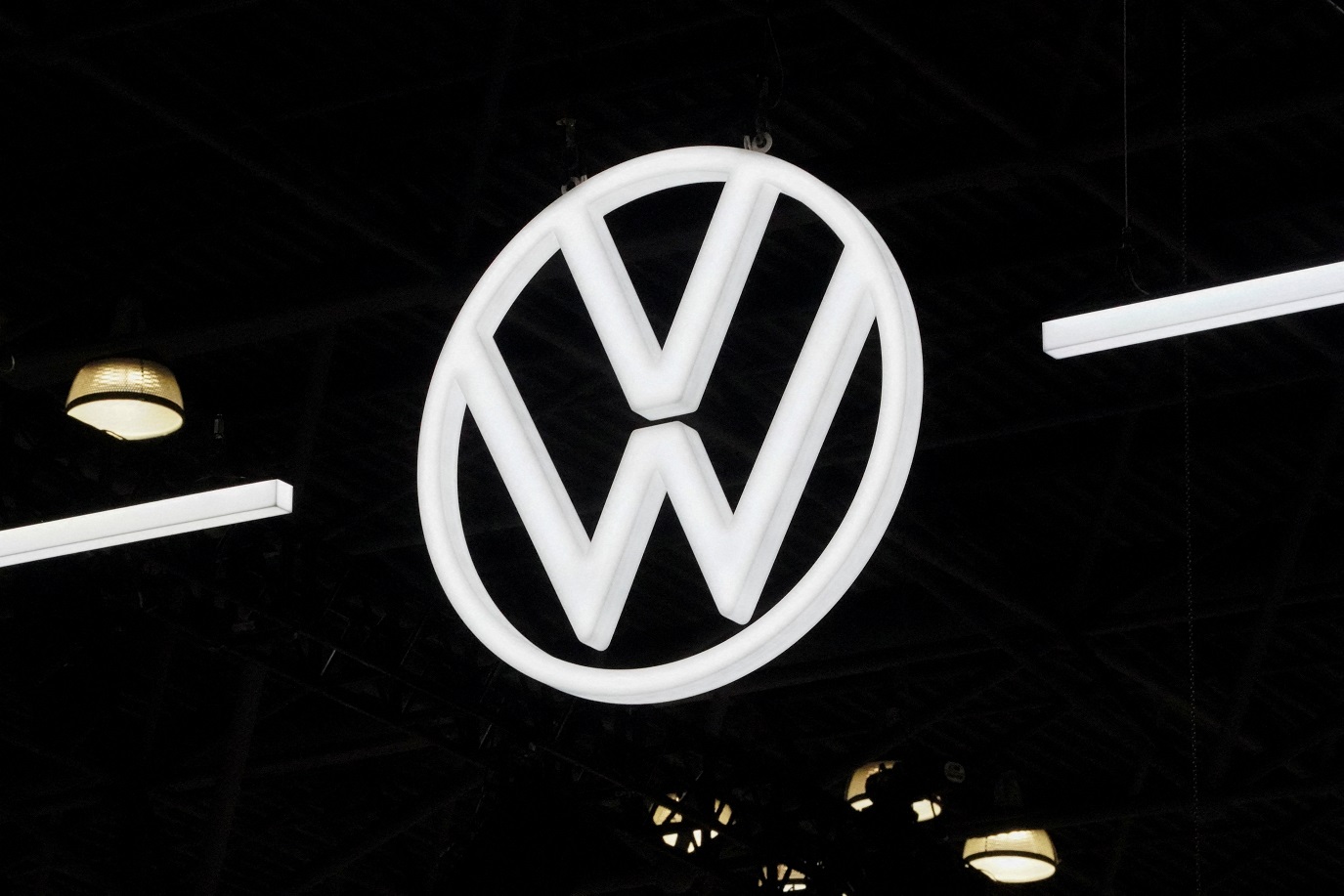 Volkswagen Condenada: R$ 165 Milhões por Trabalho Escravo dos Anos 70 e 80! 1 2024 08 13T080500Z 841234124 RC2FU6AFC36E RTRMADP 3 VOLKSWAGEN TRINITY LAUNCH