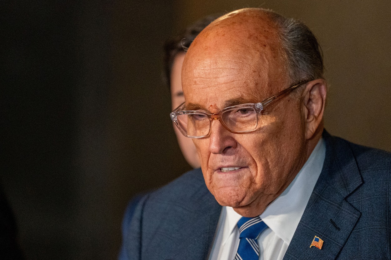Rudy Giuliani: Ex-prefeito de NY Enfrenta Acidente Brutal, Mas Escapa da Morte! 1 2025 01 06T213939Z 1 LYNXMPEL050RX RTROPTP 4 USA TRUMP GIULIANI