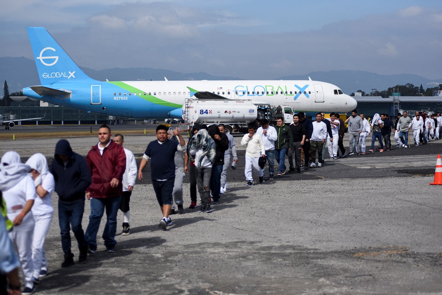 Juíza Americana Bomba o Plano de Trump para Deportações em Massa! 1 2025 01 20T204052Z 1093863959 RC2MDCAW3913 RTRMADP 3 USA TRUMP MIGRATION GUATEMALA