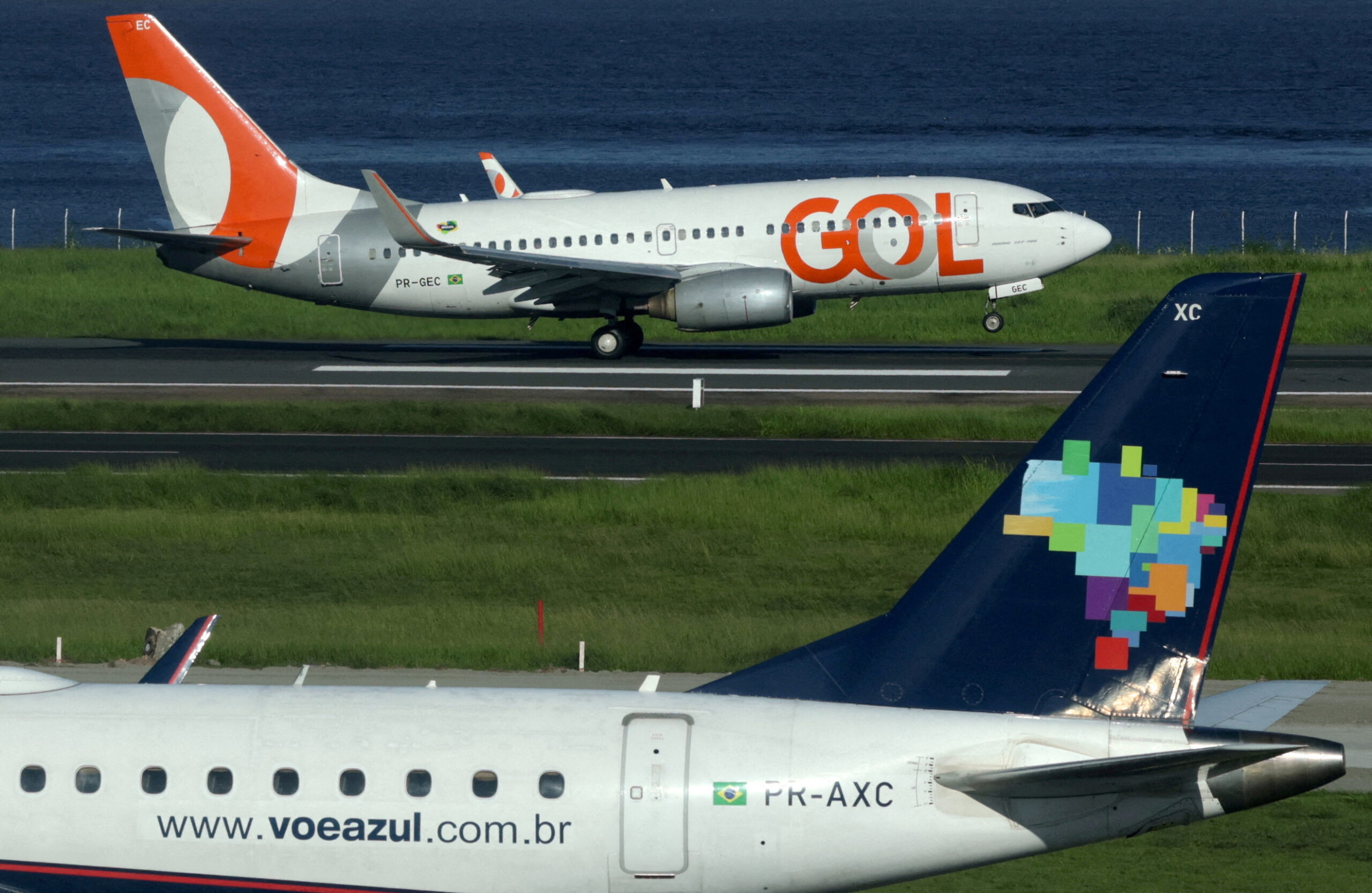 Abolição das Aéreas: O Que os Números Do 2º Trimestre Revelam! 1 2025 01 28T113115Z 516128386 RC2VBCALUWCO RTRMADP 3 AZUL M A GOL LINHAS AE scaled