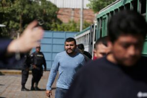 Juíza derruba plano explosivo de Trump para deportações relâmpago!
