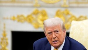 Trump Desfila Novidades do Fed e Descarte Chocante de Bessent!