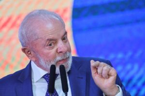 Lula Chama de ‘Vergonhoso’ Cassação de Visto de Lewandowski em Crítica ao Governo Trump!