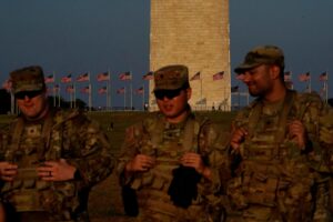 EUA Mobilizam Guardas Nacionais da Virgínia Ocidental para Crise em Washington!