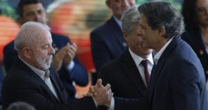 Haddad Revela a Lula Estratégia Secreta para Combater o Tarifão de Trump!