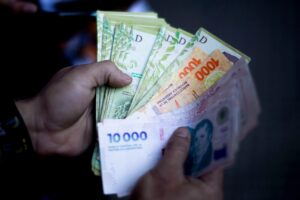 Argentina à Beira do Colapso? Itaú BBA Aponta Lucro Chocante de 55% em Ações!