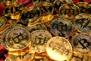 ETFs de Bitcoin Arrasam Taxas de Transação e Deixam Mineradores em Crise!