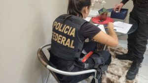 Explosiva Operação Decrypted: Brasileiros Acusados de Atacar Corretora de Bitcoin nos EUA!
