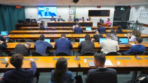 Deputados do PT Bloqueiam Revolução do Bitcoin no Brasil!