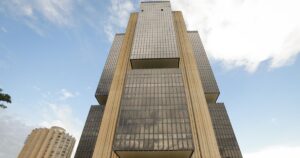 Tranqüilidade ou Rigidez? BC e Fed Congelam Taxas de Juros!