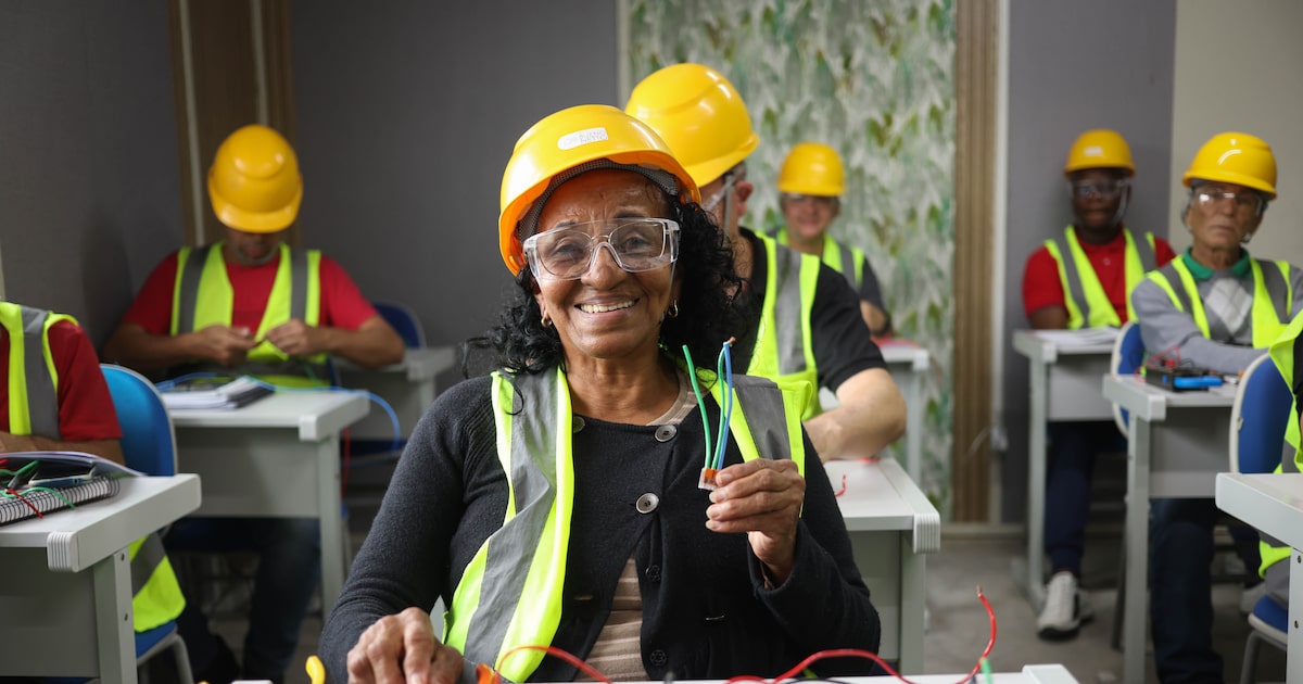 BF7PEHNUPVGSDCH7PYFCOL7CSQ