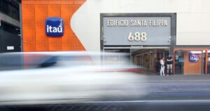 Itaú Dispara: Vale Mais que BB, Bradesco e Santander Juntos!
