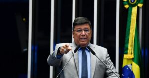 Governo em Crise: Oposição Abala o Congresso ao Eleger Presidente da CPI do INSS!