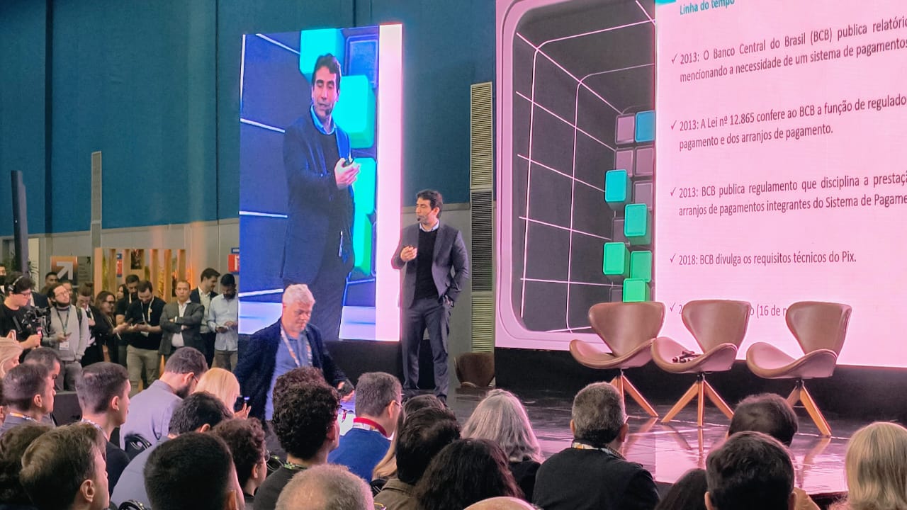 Galipolo durante blockchain Rio