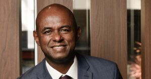 CEO da Bayer Agro Alerta: Agronegócio Precisa Urgentemente Se Conectar com a Sociedade!
