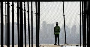 Construção em Crise: Expectativa de Crescimento despenca de 3% para 2,2% em 2025!