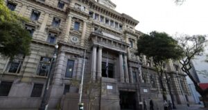 Bônus dos Certificados de Construção da Faria Lima Volta à Cena na Véspera do Leilão!