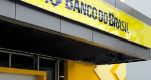AGU solicita PF para desvendar fake news bolsonaristas que incitam saques no Banco do Brasil!