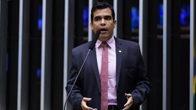 CPI do INSS: Irmão de Lula Pode Ser Chamado! Decisão em Jogo! 1 Ricardo Ayres Republicanos TO e1755626958468