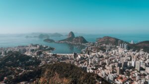 Rio de Janeiro Proíbe Cripto e Aprova Regulação das Apostas!