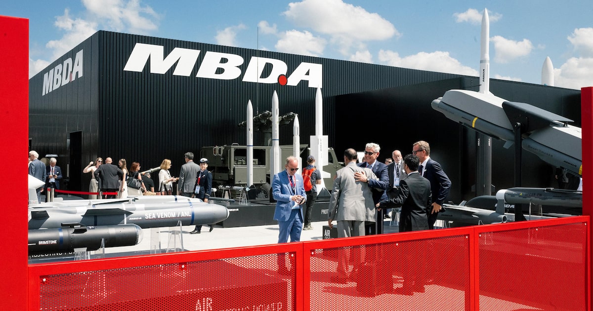 UD67H76EMJFNLC5ANECACLJ4XQ