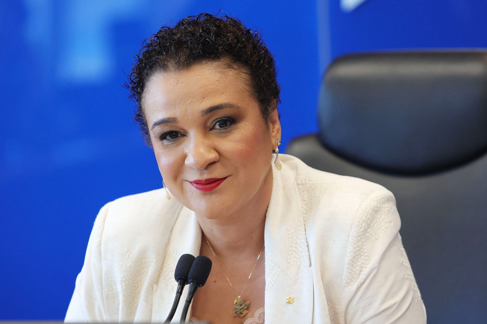 “Diga-se de passagem: Quem já possui, segure firme! E quem não tem, deve correr para adquirir!” 1 WhatsApp Image 2025 02 20 at 10.37.55