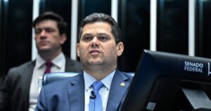 Governo Lula em Crise: Manobras Fiscais à Beira do Colapso no Congresso!