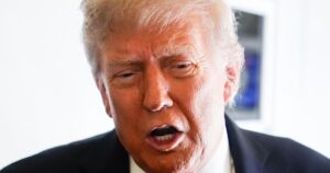 Trump garante que tarifas quitarão a dívida dos EUA, mas os dados revelam um cenário alarmante!