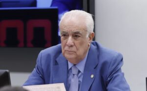 Deputado Banido do PL por Defender Moraes Revela Surpresa Chocante!
