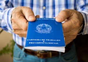 Desemprego em Queda: Todas as 27 Unidades da Federação Surpreendem no 2º Trimestre!