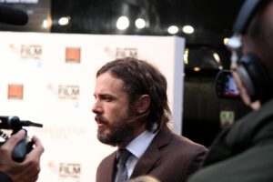 Desvendando Satoshi: O filme explosivo com um Oscar na pele do criador do Bitcoin!