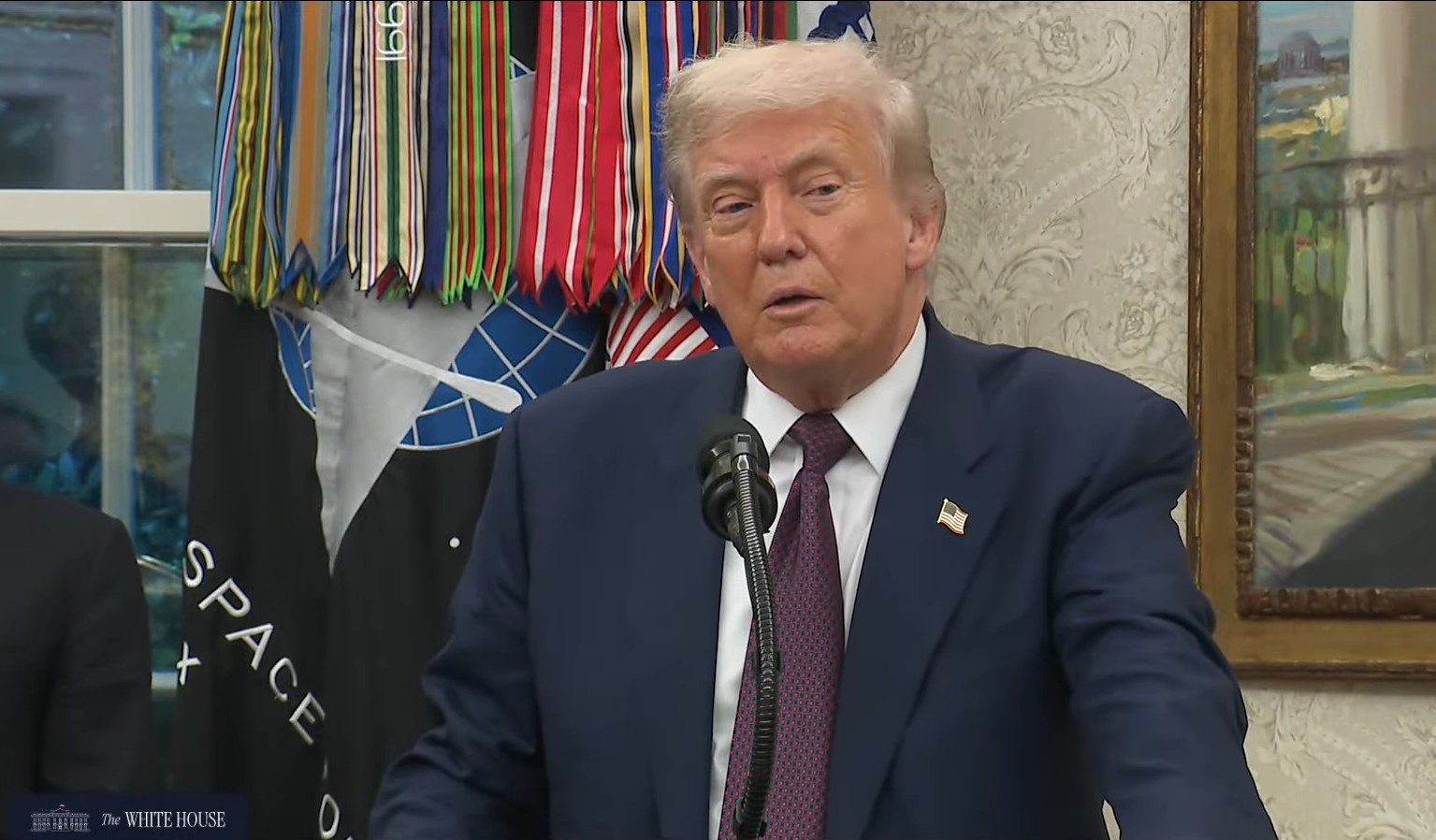 Bitcoin Dispara com a Possível Aprovação de Trump para Criptomoedas na Aposentadoria! 1 donald trump eua