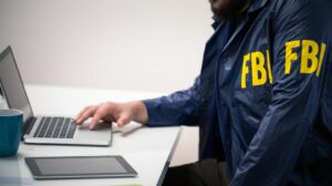 FBI Soa o Alerta: Golpistas Usam Falsos Escritórios de Advocacia para Enganar Investidores em Criptomoedas!