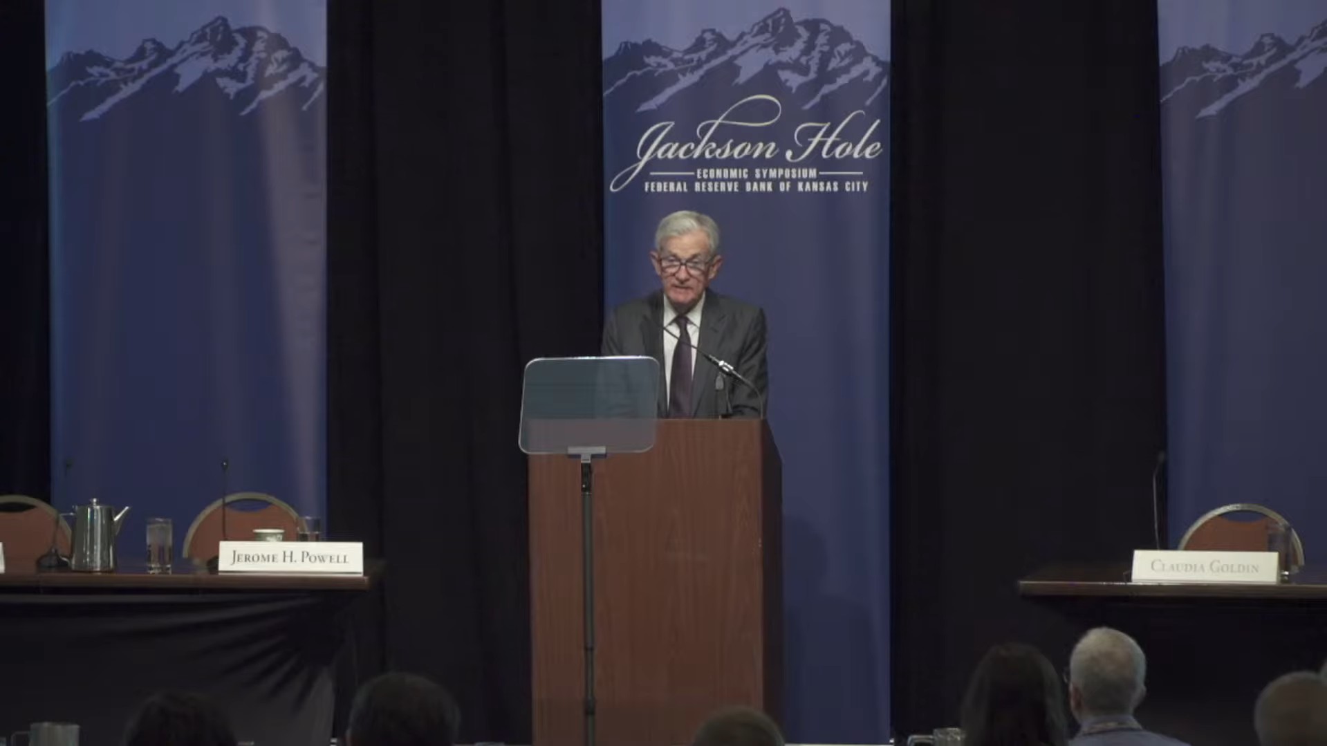 Powell em Jackson Hole: O Alerta que Catapultou o Bitcoin! 1 jerome powell jackson hole