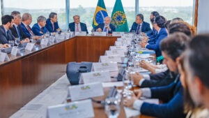 Lula Convoca Urgente Segunda Reunião Ministerial de 2025 para Acelerar Resultados!