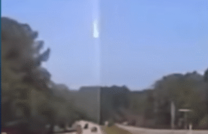 Meteorito Milenar Despenca em Residência Americana!