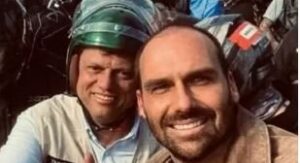 Eduardo Bolsonaro desmascara Tarcísio: Traição após chocante tarifaço dos EUA!