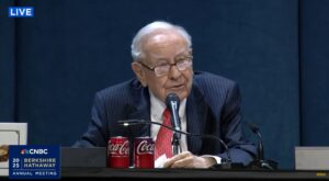 Berkshire Hathaway de Buffett: Lucros em Queda e Avisos Urgentes Sobre Tarifas!